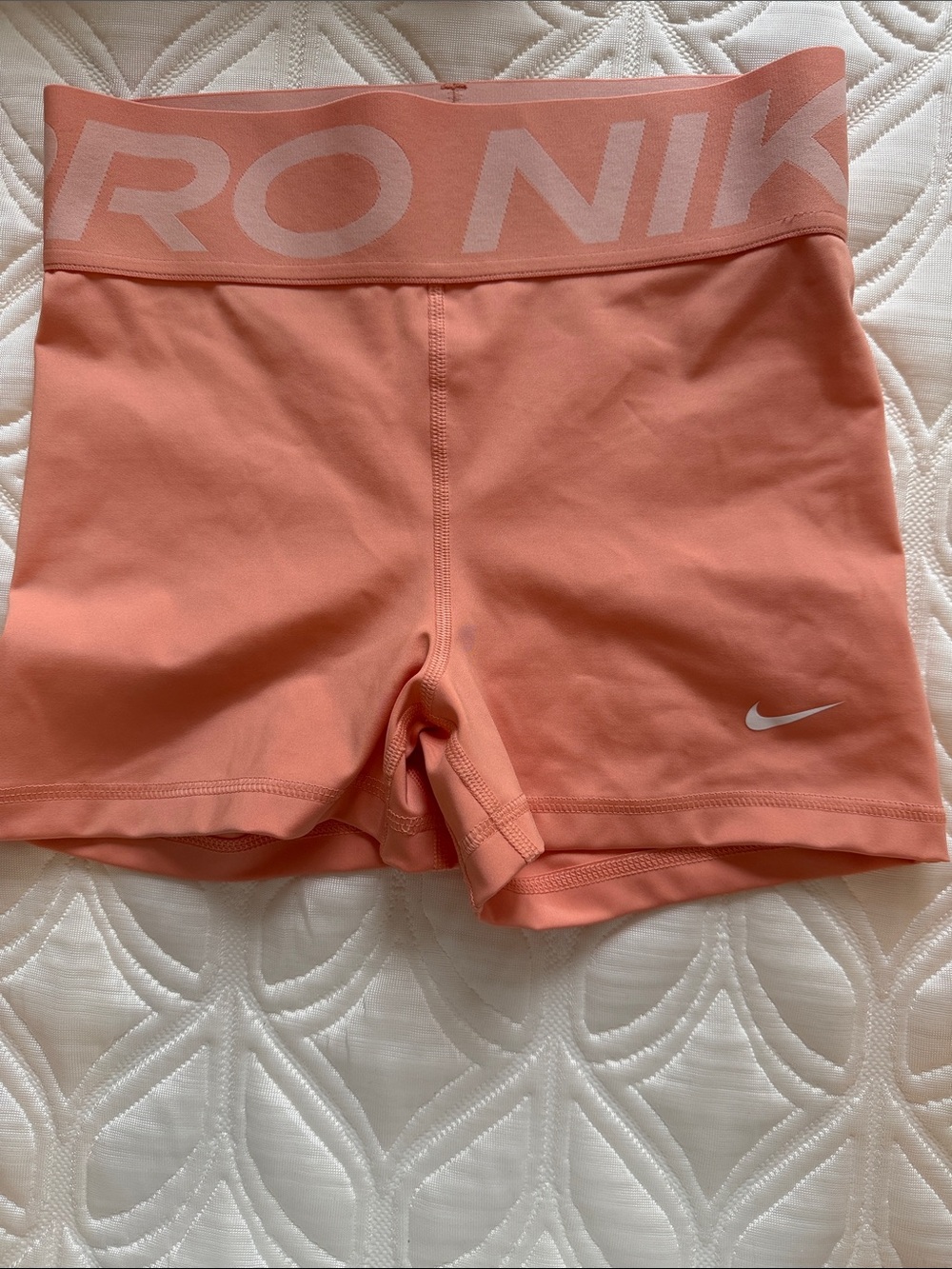 Nike Women’s Coral/Peach High-Waist Bike Shorts